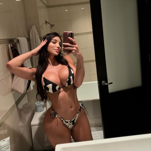 Pooja pathak