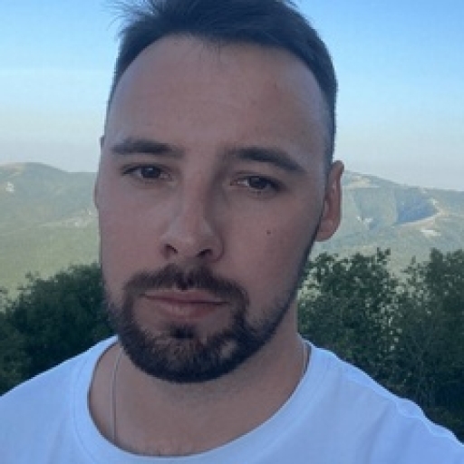 Никита Гордеев